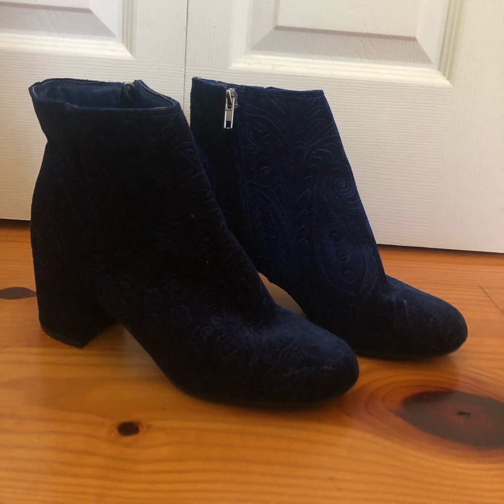 Navy blue velvet ankle boots
